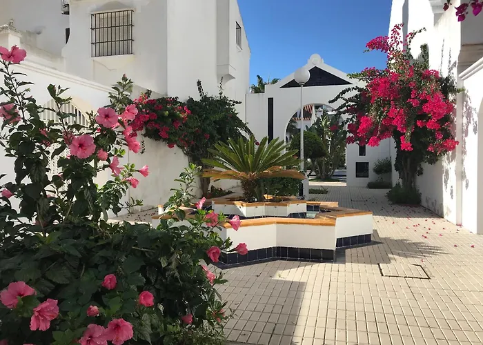 Well-Located 3Bdr Apartment In Fuengirola