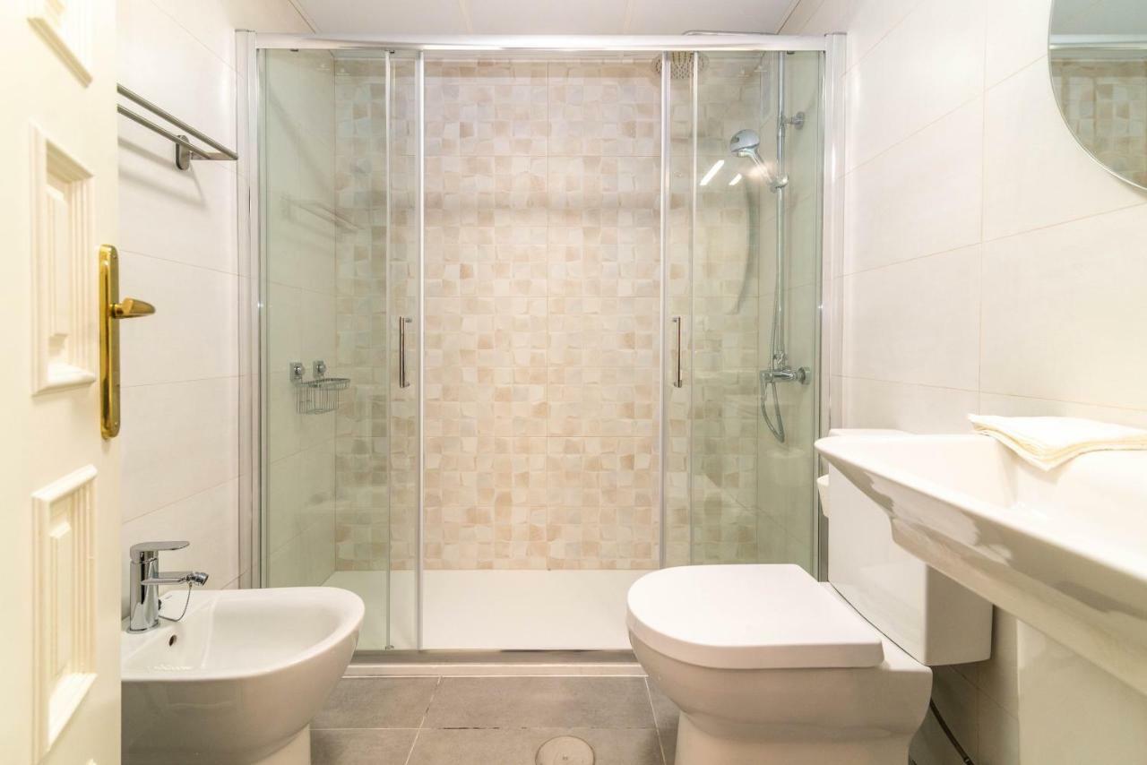 Well-located 3bdr In Apartment