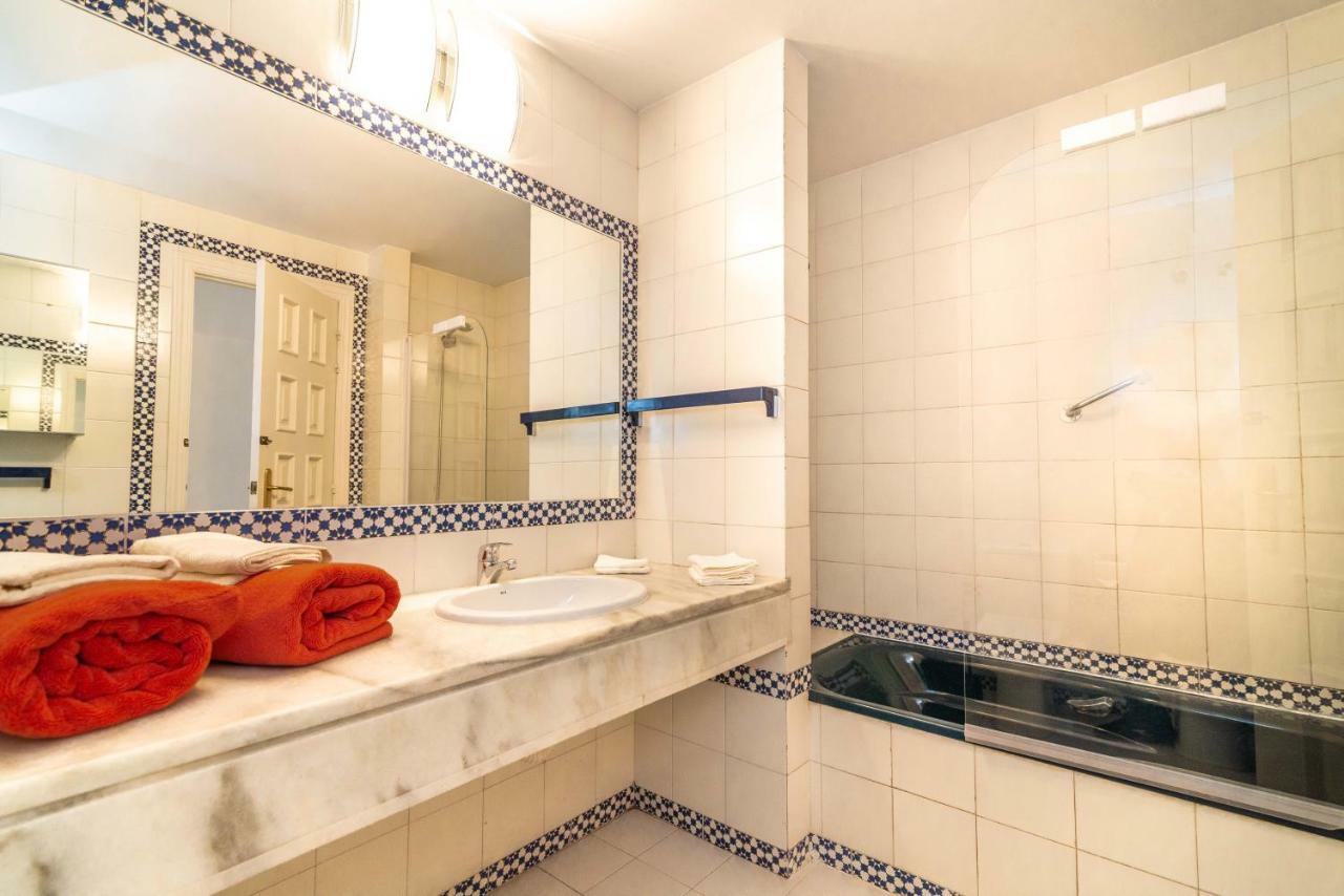 Well-located 3bdr In Apartment